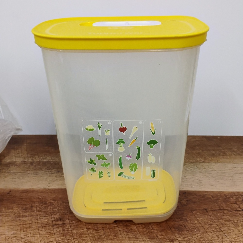 Tupperware FridgeSmart Vertical Container w/ Insert 3.2 Liter Vent Tab Yellow‎